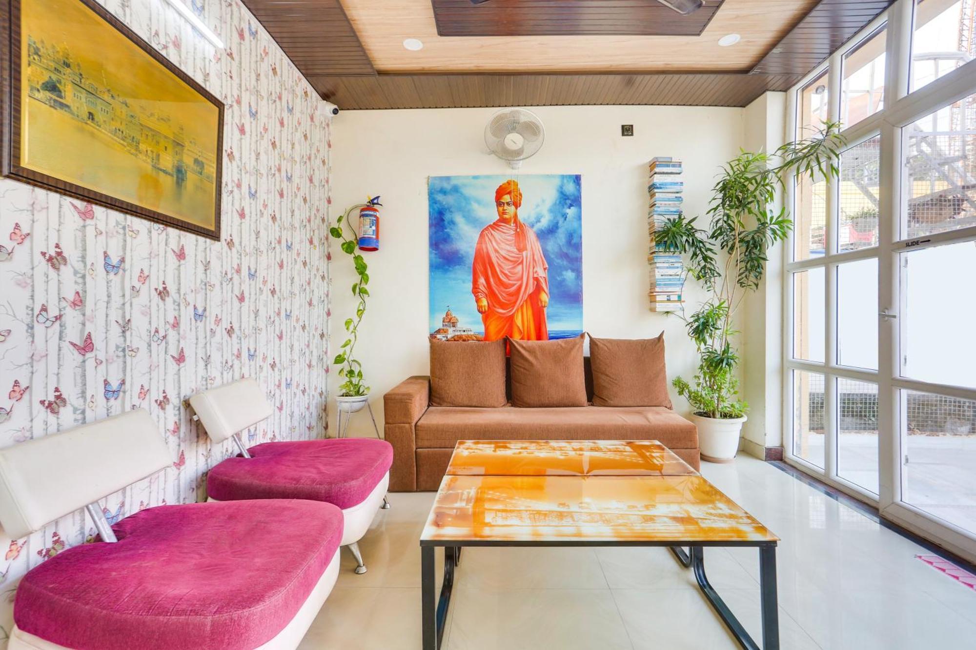 Super Hotel O Jamrani Formerly White House Haldwāni エクステリア 写真